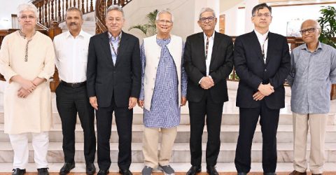 প্রধান উপদেষ্টার সঙ্গে বিএনপি নেতৃবৃন্দের বৈঠক, নির্বাচন প্রস্তুতি নিয়ে আলোচনা