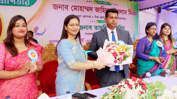 ফতুল্লা পাইলট উচ্চ বিদ্যালয়ে কৃতি শিক্ষার্থীদের সম্মাননা ও পুরস্কার বিতরণ