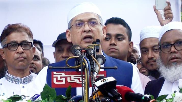 একটি গোষ্ঠী ইসলামকে ব্যবহার করে জনমনে বিভ্রান্তি ছড়াচ্ছেঃ নাঃগঞ্জে সালাহউদ্দিন